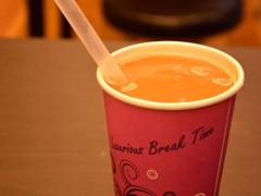 当今奶茶行业发展迅速 如何从中挑选一个品牌