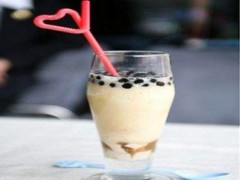 创业选择什么行业好 如何更好推广自己的奶茶店