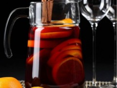 创业选择什么项目比较稳妥 鲜榨领域选择果然100加盟