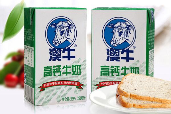 澳牛鲜奶吧产品图3