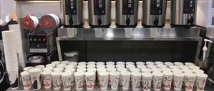 当奶茶店接到 多杯的大单 千万别高兴太早……
