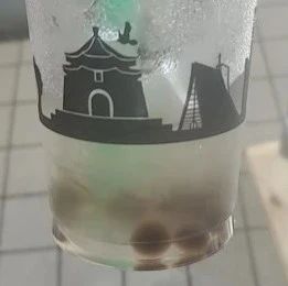 美国爆发“珍珠奶茶危机”？奶茶店快没珍珠用了