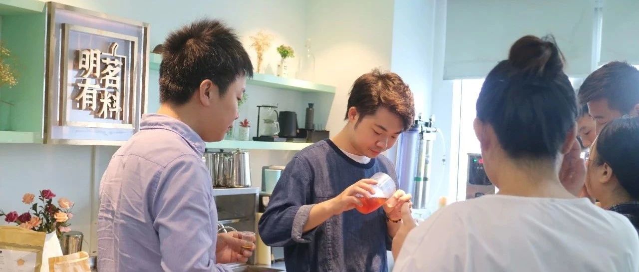 流动饮品创业时代， 分靠产品， 分靠营销