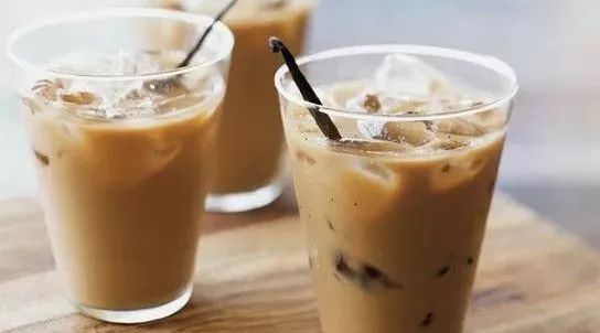 密集开店=毁灭？看看星巴克、喜茶、 -Eleven如何反其道行之