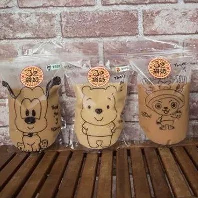 古早味“袋奶茶”也可以逼格高，台湾店主有绝招