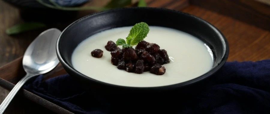 烧仙草、双皮奶竟是即将变质的原料做的？造谣也过下脑吧
