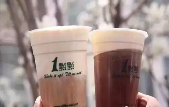 把店开在點點旁边后，这个老板直冒冷汗