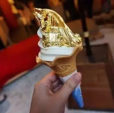 k金箔冰淇淋登陆狮城 卖元饕客疯狂抢购