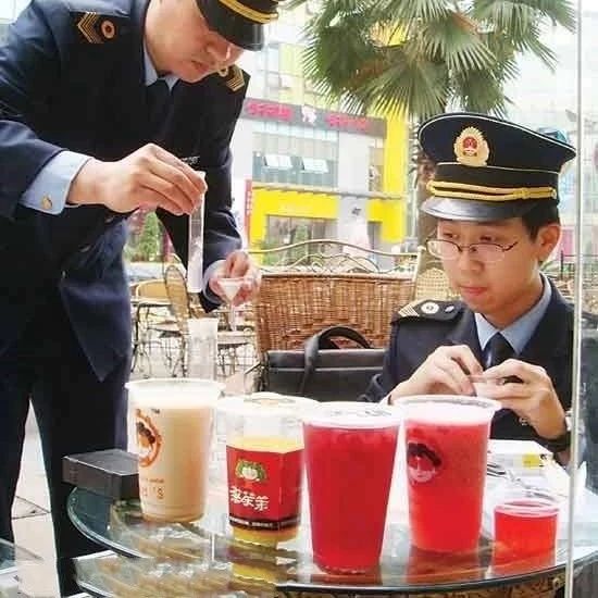有关部门已经盯上了我们的茶饮店，小心旺季前被关了门