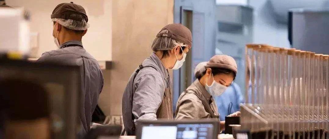 假期接近尾声，奶茶店老板却欣喜万分？
