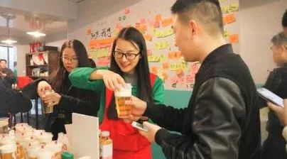 娃哈哈跨界玩奶盖茶   原料竟是AD钙奶