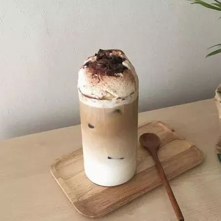 我这样评价那家饮品难喝的奶茶店 老板看后竟然笑了