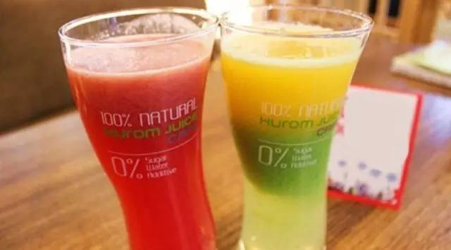 央视报道： 后韩国女生成都开果汁店月营业额超万！