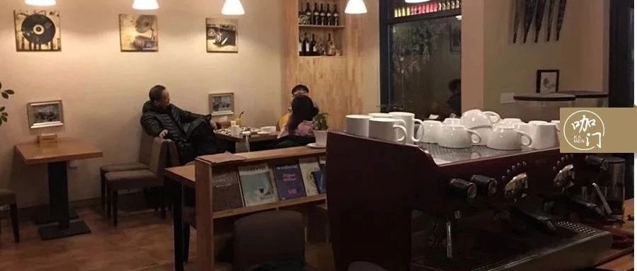 ㎡月入 万+，秒杀 成咖啡馆！老板人撑 年，过年都不放假