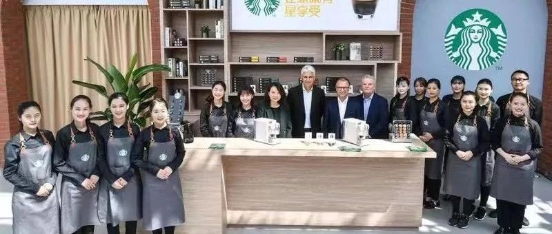 星巴克和雀巢联手，看上了家庭咖啡市场