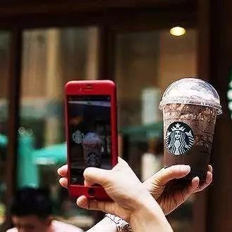 去星巴克点单，现在流行用比特币支付了？