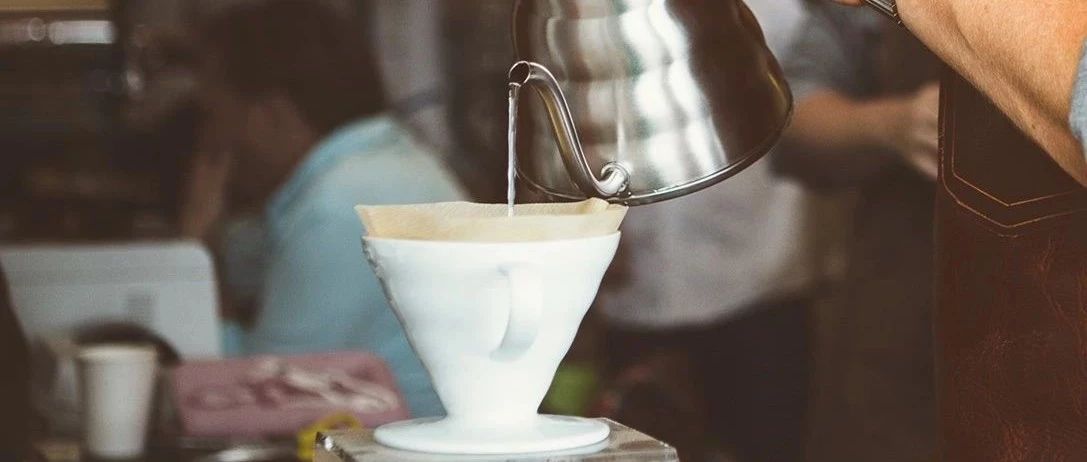 【咖啡文化】精品咖啡店一定要卖手冲咖啡吗？