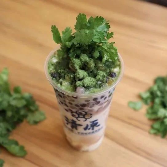 香菜味奶茶？这波创意产品我又看不懂了