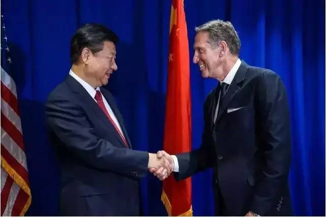 现场 | 看川剧、晒合影、表信心，星巴克用一场股东大会告诉你它有多爱中国