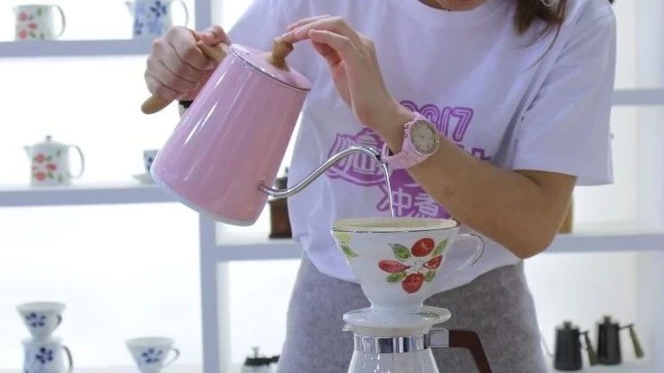 咖 啡 人 都 是 颜 值 控