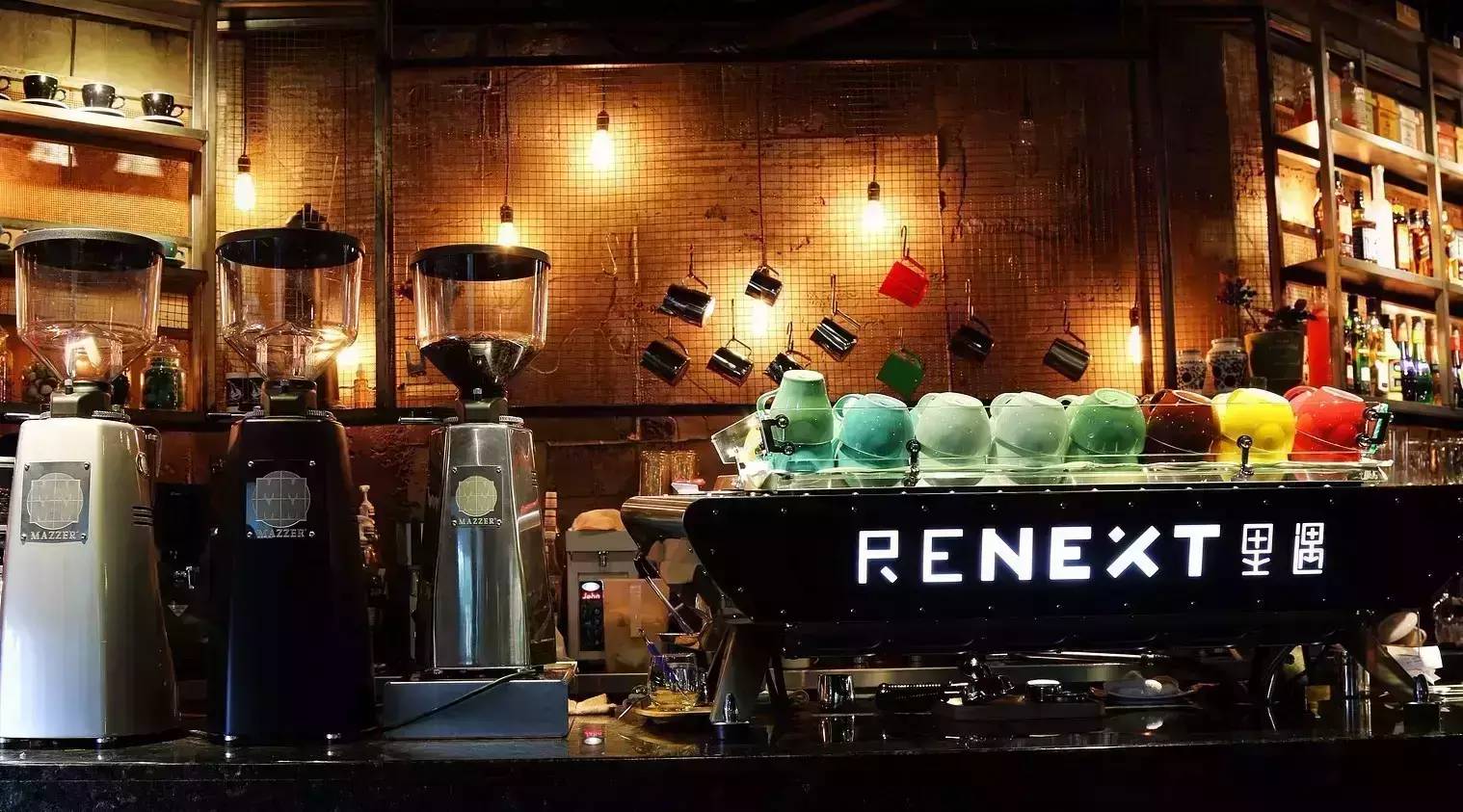 鼓浪屿对面有家壕店，咖啡机贵过宝马！