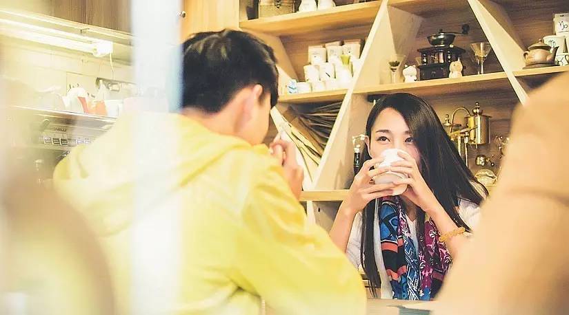 和咖啡谈恋爱是啥体验？让美女告诉你