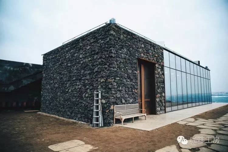 GD权志龙在海边烧了亿开咖啡店大曝光