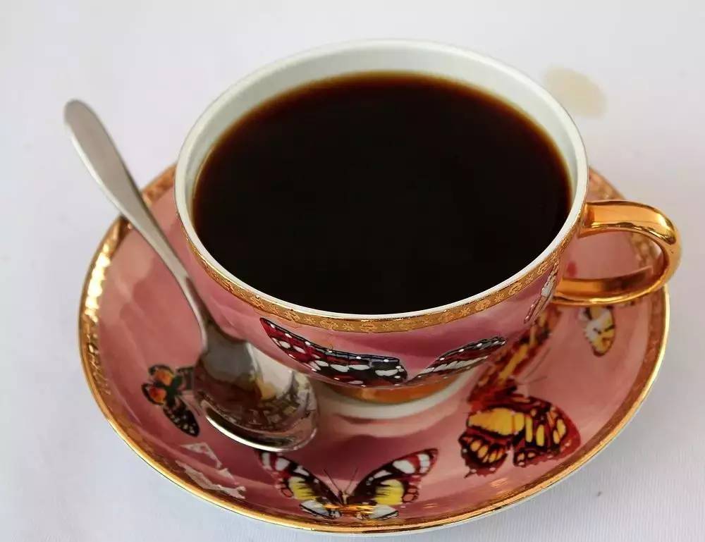 品一杯咖啡，看透一世浮华
