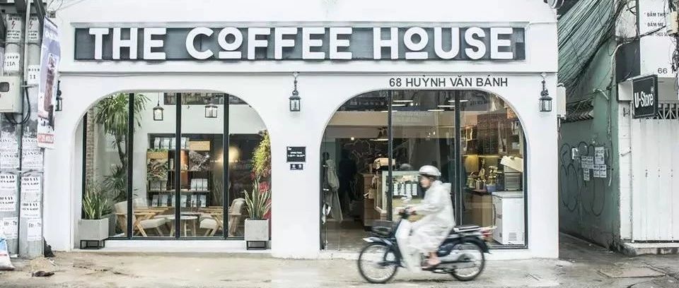 连星巴克都在越南混不开，为何这间咖啡连锁店却能风生水起？