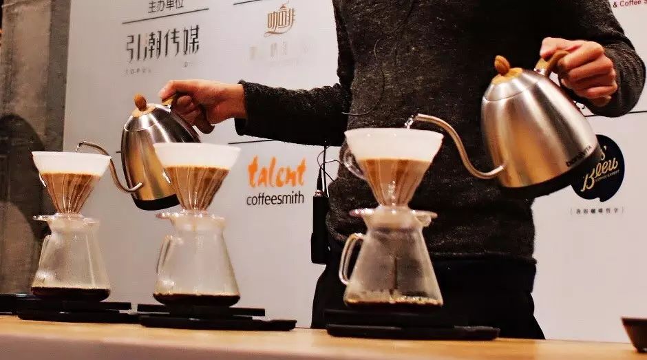 告诉你个咖啡冲煮大神的秘密……