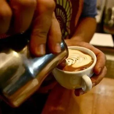 单杯咖啡价格不断上涨，更多消费者愿意为此买单