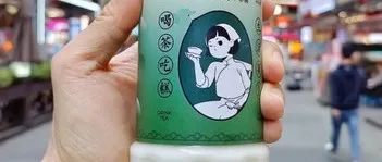 奶茶杯能有多卷？看到这些奇葩奶茶我惊掉下巴