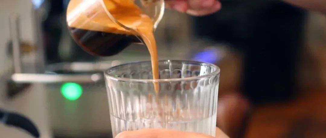 冰美式咖啡加多少冰与水合适？有讲究吗？