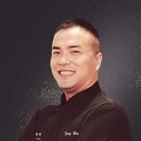 直播！王伟：怎样用淋面&喷砂装饰出完美慕斯蛋糕？