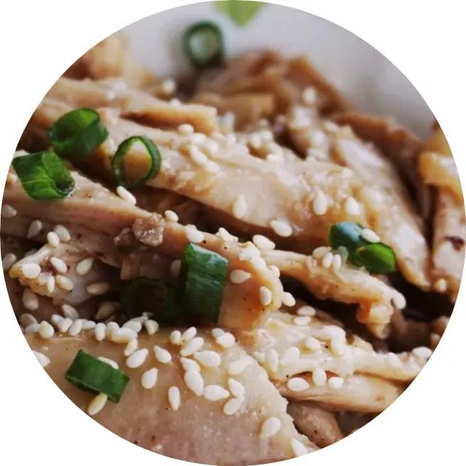 香味浓郁鲜香入骨，三种配料一口锅，轻松搞定下饭菜