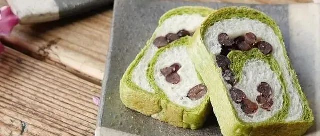 春日可上架的“小尺寸”的抹茶双色面包！