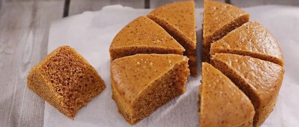 天冷的时候吃红枣发糕是真舒服~