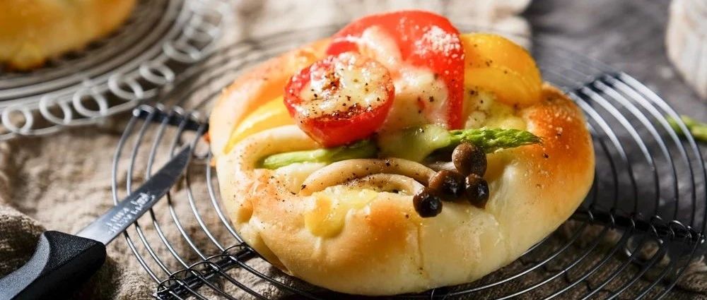 面包店必不可少的咸口面包｜采用短发酵日式面团，能与各种馅料、食材完美结合，百搭又不失风味！