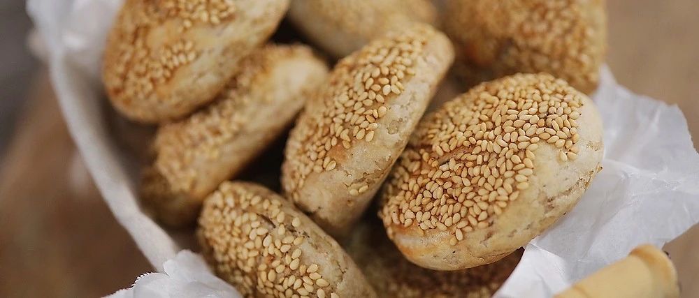 我做的麻酱小烧饼有多好吃？视频版来了！