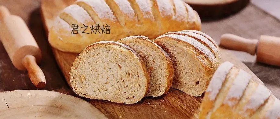 全麦燕麦面包，很简单，很低脂，很健康
